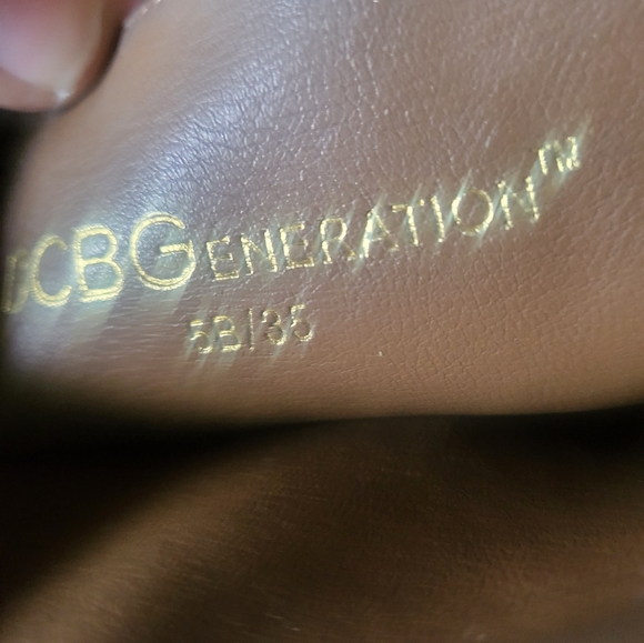 BCBG Generation brown riding boots. SIZE 5 - Picture 6 of 6